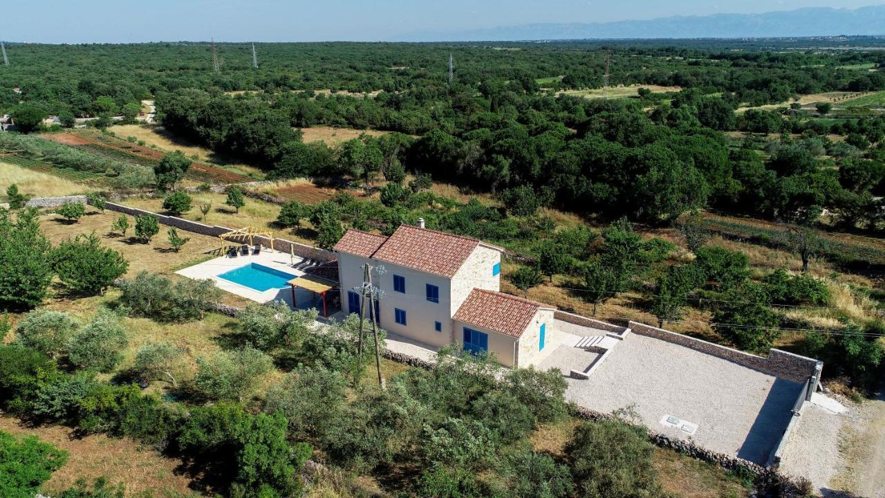Villa Padelin Sukosan Luaran gambar